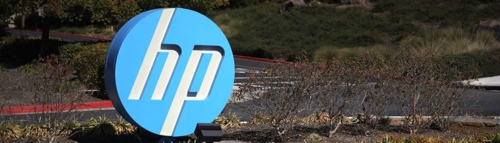 PALO ALTO, CALIFORNIA &#8211; OCTOBER 04: The Hewlett Packard (HP) logo is displayed in front of the office complex on October 04, 2019 in Palo Alto, California. HP announced plans to cut 7,000 to 9,000 jobs in an effort to save about $1 billion by the end of fiscal 2022. (Photo by Justin Sullivan/Getty Images)